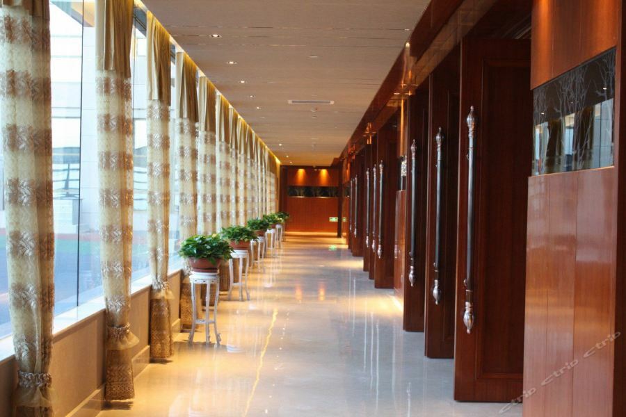 Grand Skylight International Hotel Ganzhou Chang Zhen Avenue Экстерьер фото