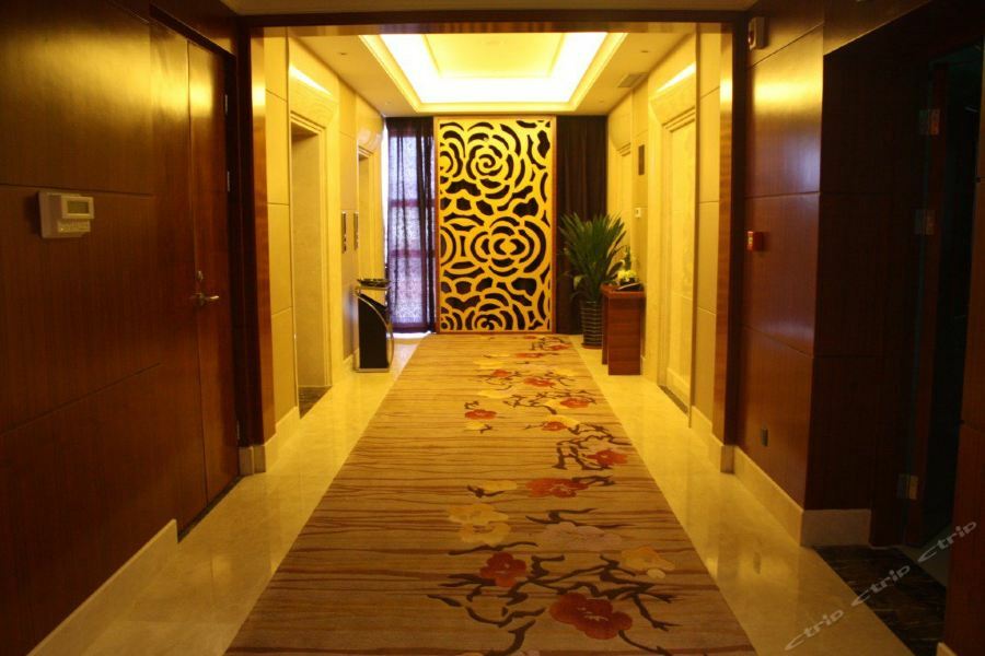 Grand Skylight International Hotel Ganzhou Chang Zhen Avenue Экстерьер фото